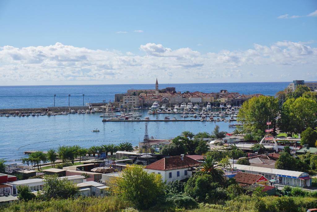 Budva Bay Breeze Apartments Bagian luar foto