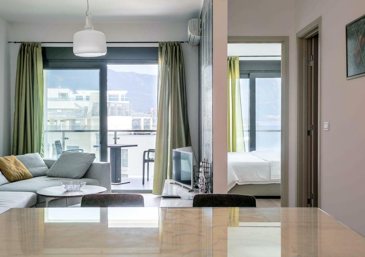Budva Bay Breeze Apartments Bagian luar foto