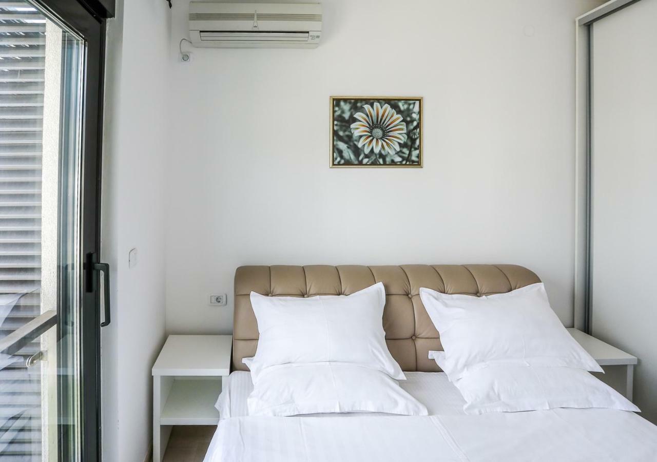 Budva Bay Breeze Apartments Bagian luar foto